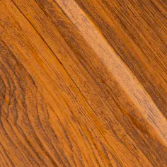 Blacha drewnopodobna złoty dąb z wyraźnym usłojeniem, imitująca naturalne drewno.