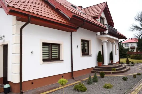 Cokół wokół domu: Jak wybrać i wykonać idealny?