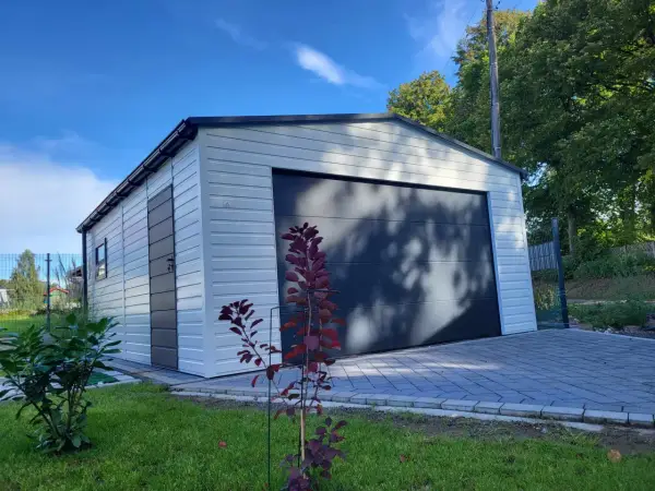 Płyty betonowe pod garaż blaszany: Praktyczny przewodnik krok po kroku